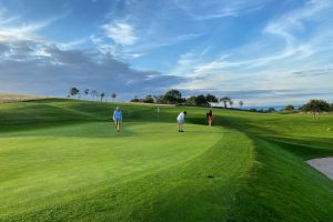 5 Things I Wish I Knew Before Picking Up a Golf Club: How I Learned to Stop Worrying and Embrace the Triple Bogey